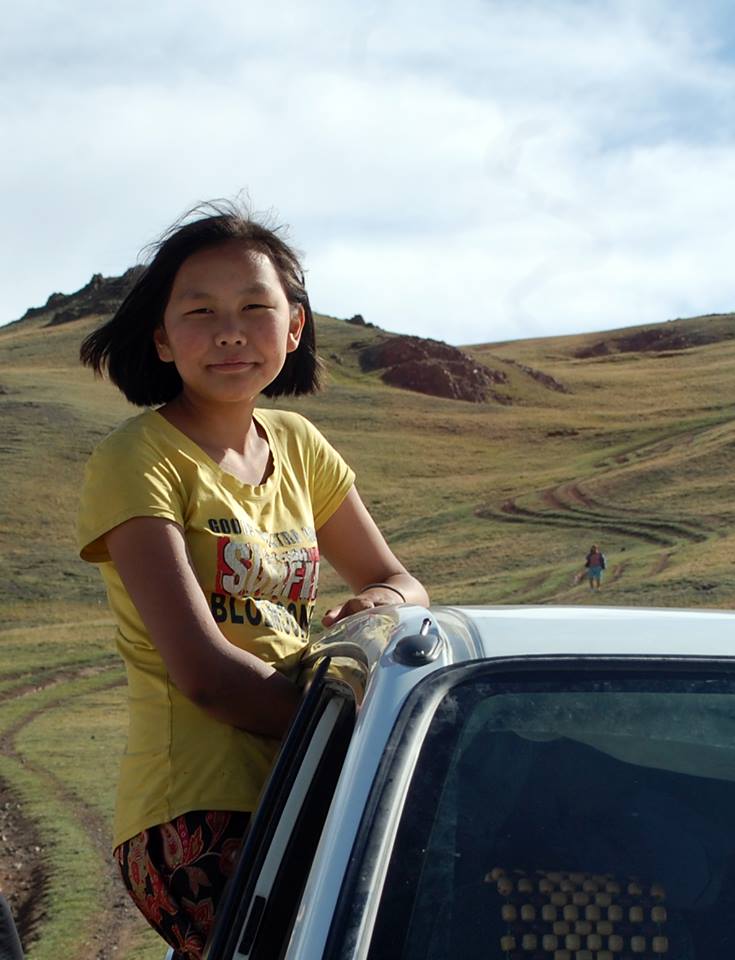 “Шарлот аалзны тор” зохиолыг 14 настай охин Н.Майдар орчуулжээ